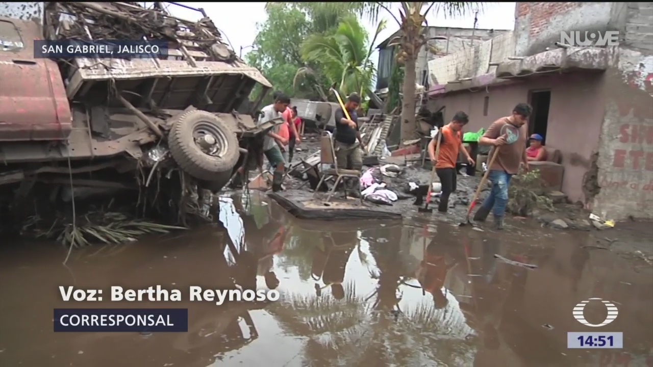 FOTO: Suman tres muertos por desbordamiento de río en Jalisco