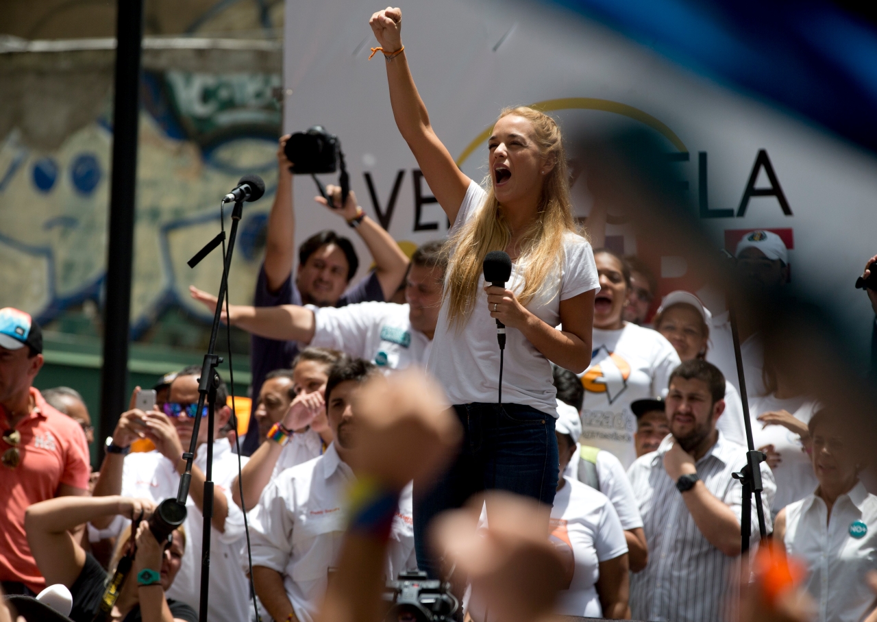 Foto: Lilian Tintori durante un mitin en Caracas, 19 de septiembre de 2015, Venezuela