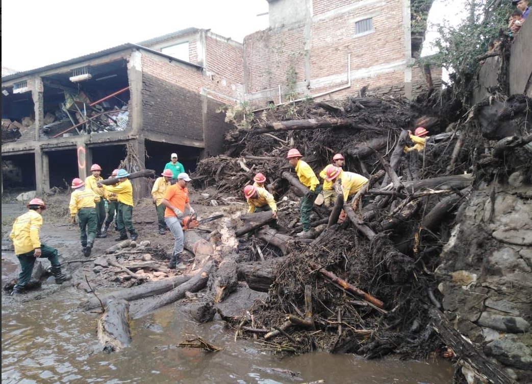 Aplican plan DN-III-E en Jalisco tras desbordamiento de río Apango; suman 2 muertos