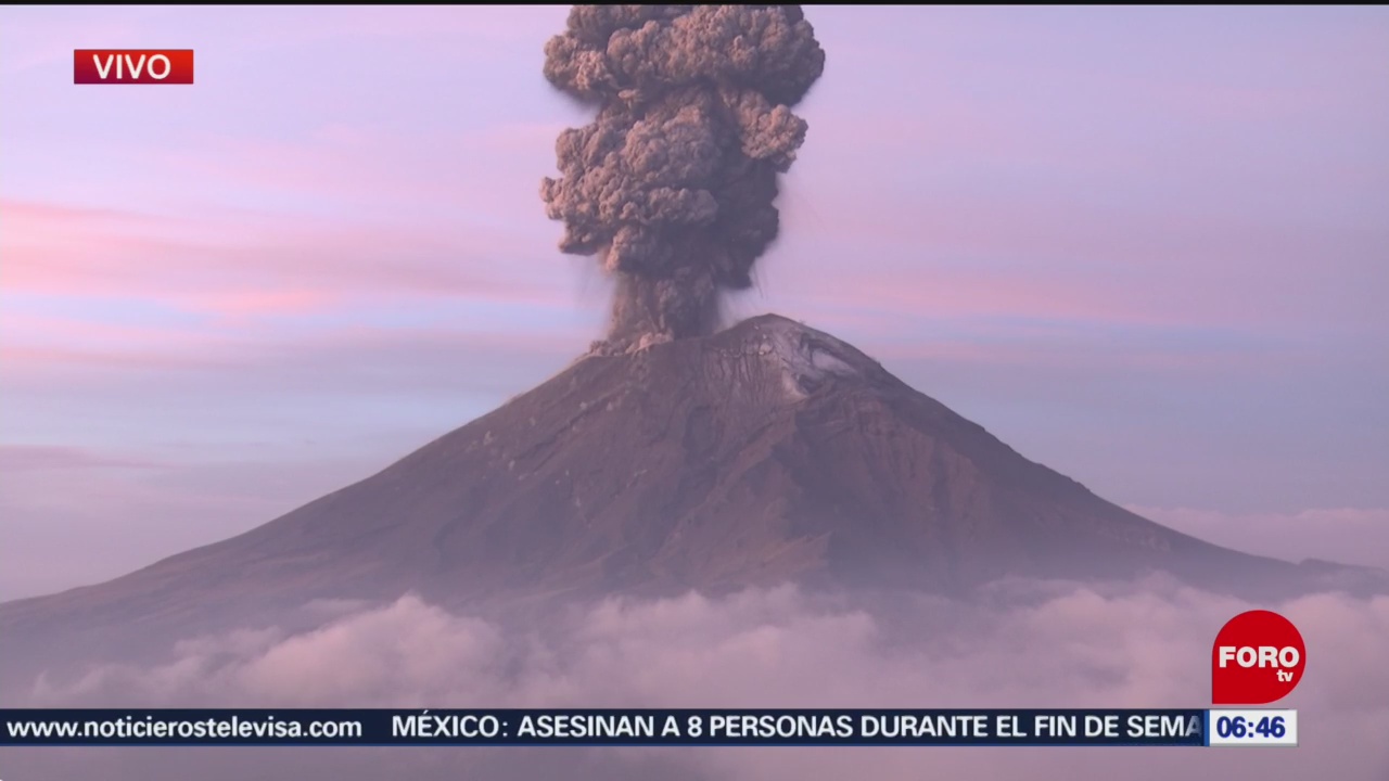 Volcán Popocatépetl emite exhalación con cantidades de ceniza