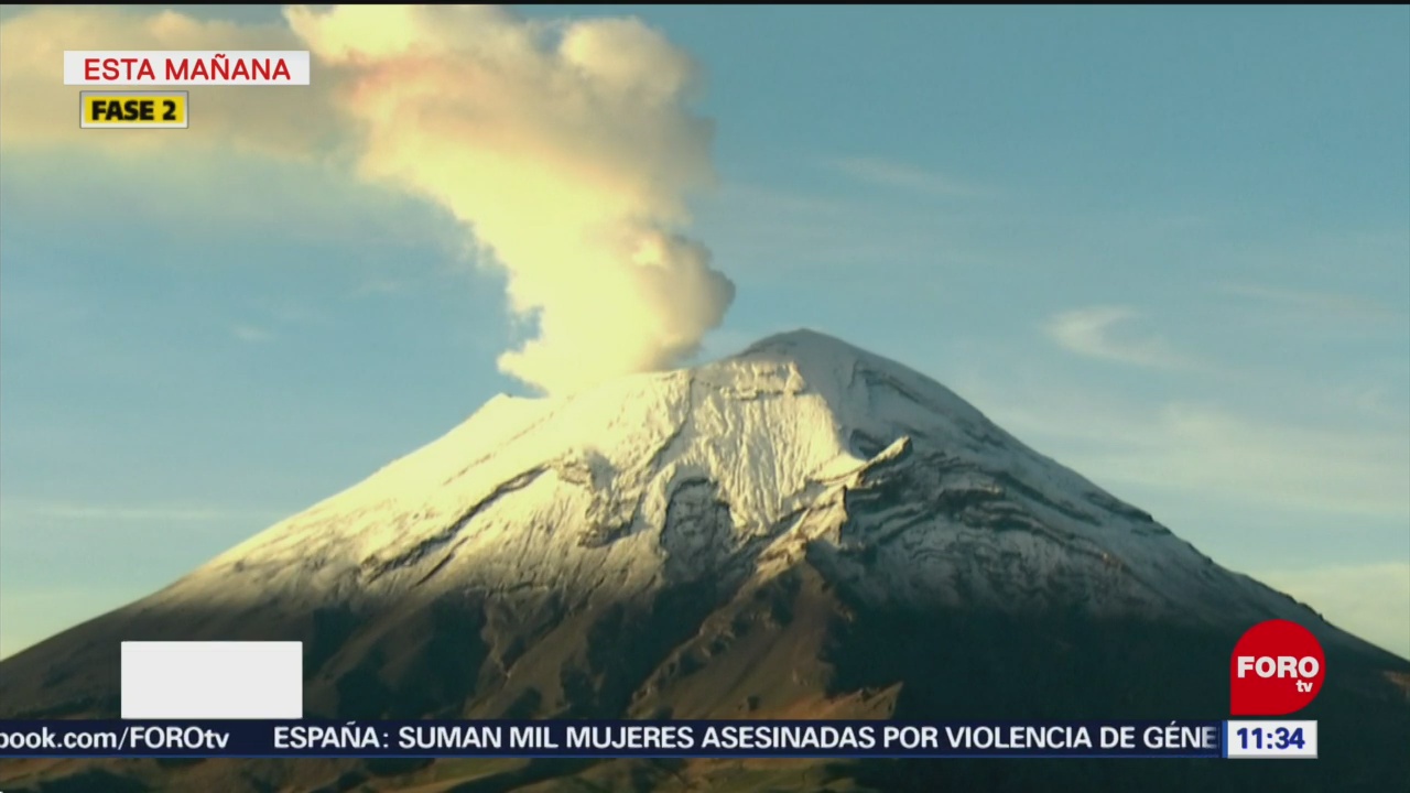 Volcán Popocatépetl emite exhalación de 800 metros de altura