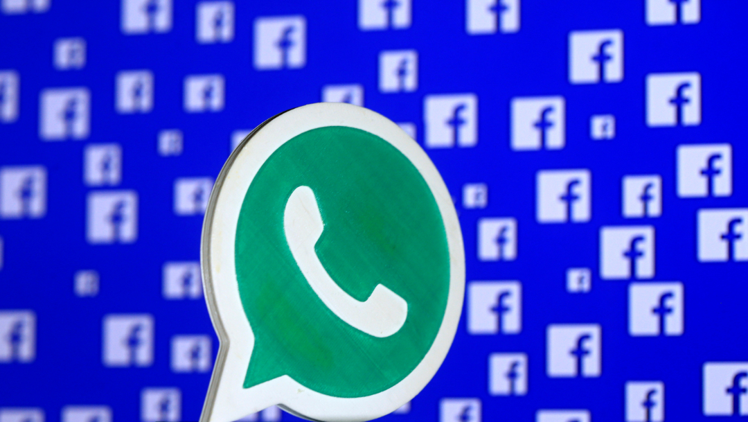 Facebook podría leer tus mensajes de WhatsApp antes de ser encriptados