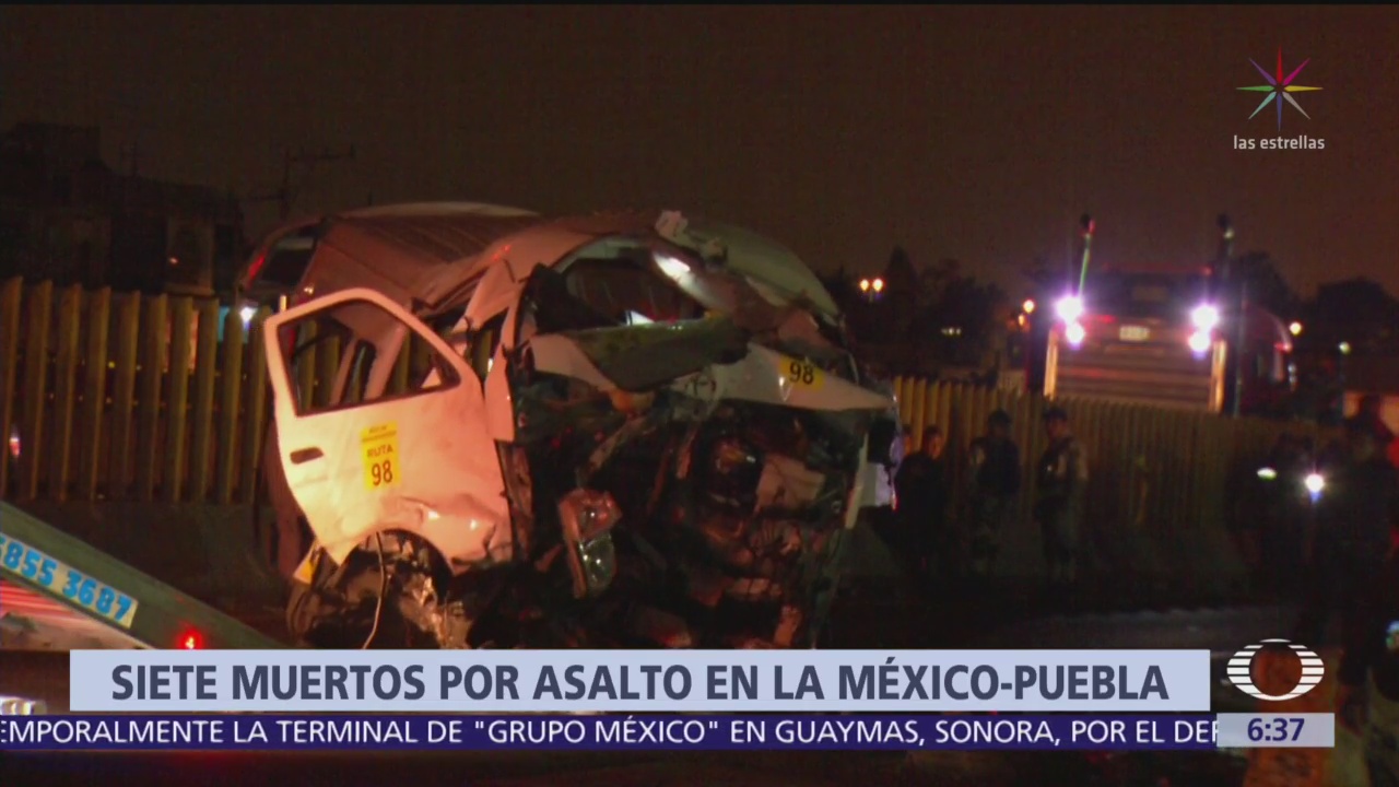 Asalto a combi y volcadura en la México-Puebla deja 7 muertos