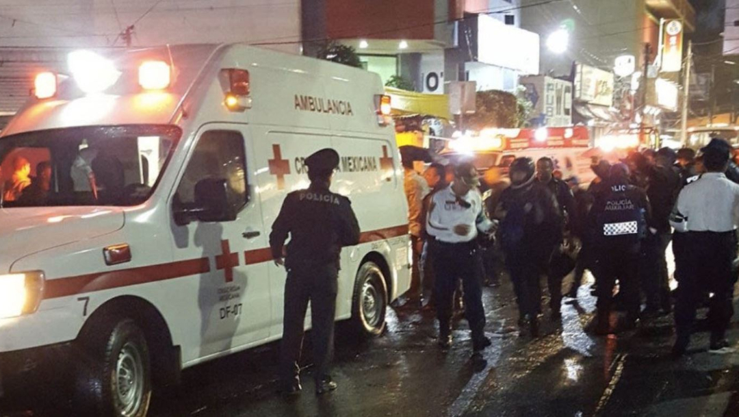 Foto: Un Policía Federal sacó su arma para defenderse de un asalto afuera del Metro Tacuba, 27 julio 2019