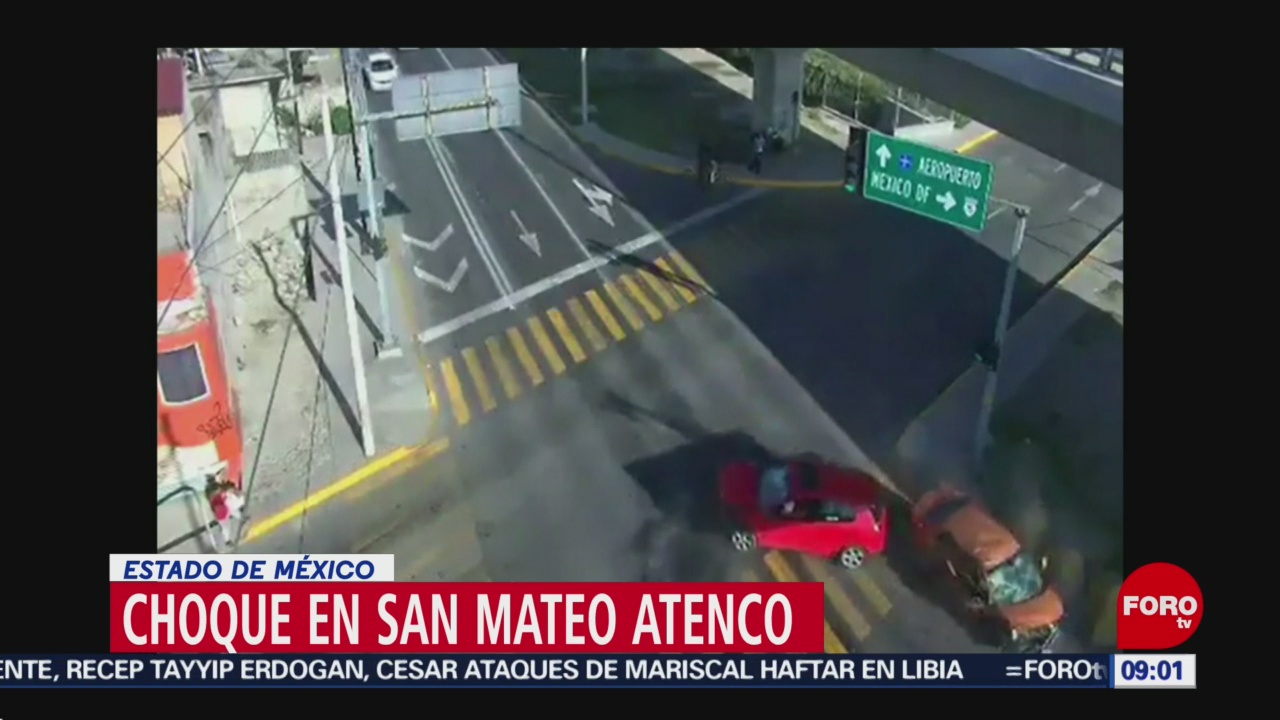FOTO: Cámaras de seguridad captan choque en San Mateo Atenco, Estado de México, 7 Julio 2019