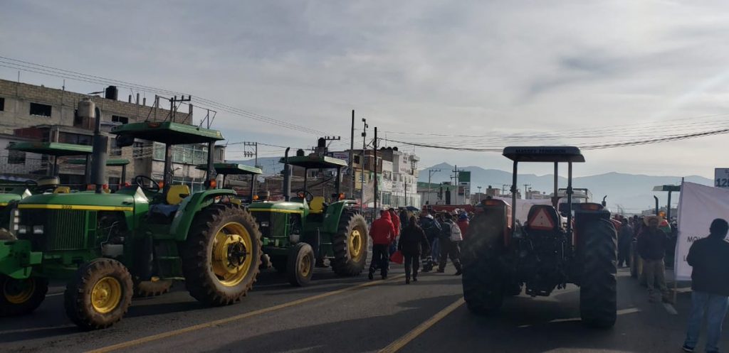 Foto Campesinos realizan bloqueos en diferentes puntos carreteros 17 julio 2019
