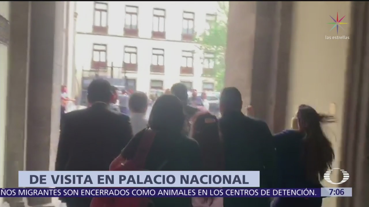 Carlos Urzúa visita el Palacio Nacional