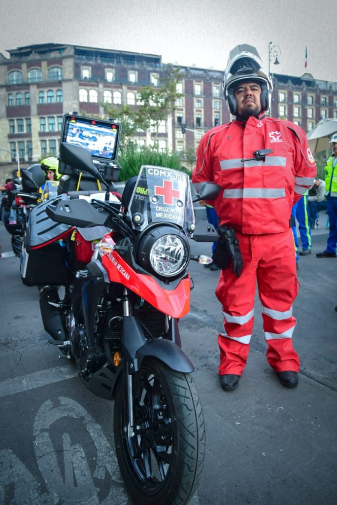 Foto Cómo entrenan los paramédicos en motocicleta de la Cruz Roja 19 julio 2019