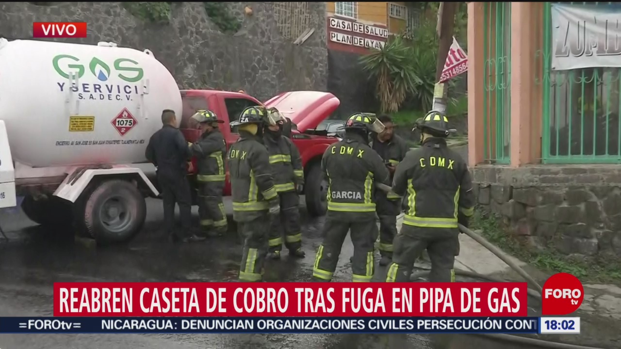 Foto: Controlan fuga de gas en pipa cerca de la caseta México-Cuernavaca