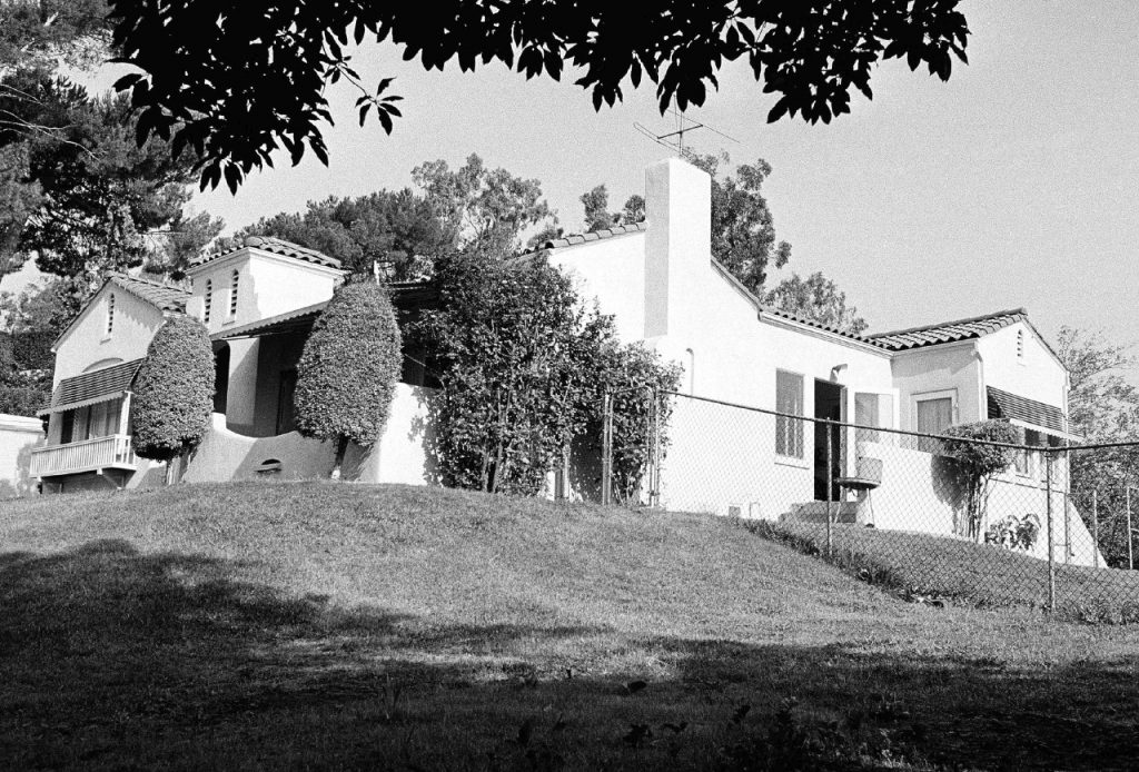 Casa donde La Familia Manson cometió los homicidios. (AP)
