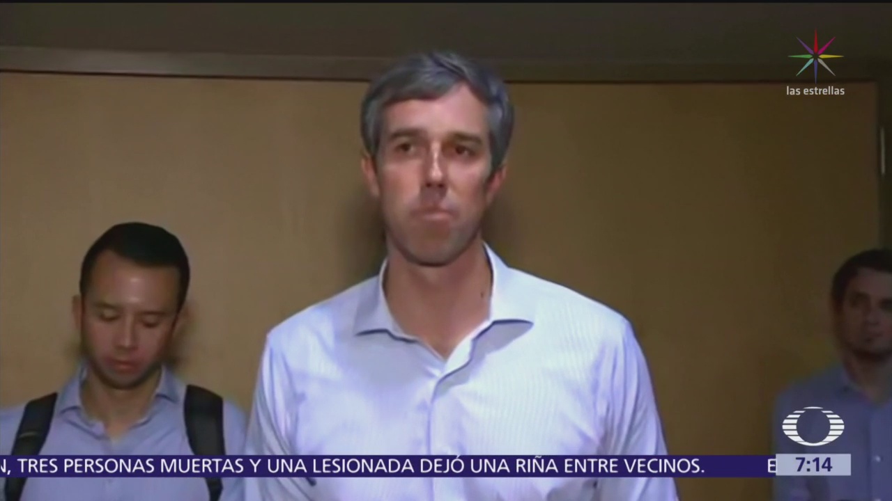 El demócrata Beto O'Rourke visita albergue en Ciudad Juárez