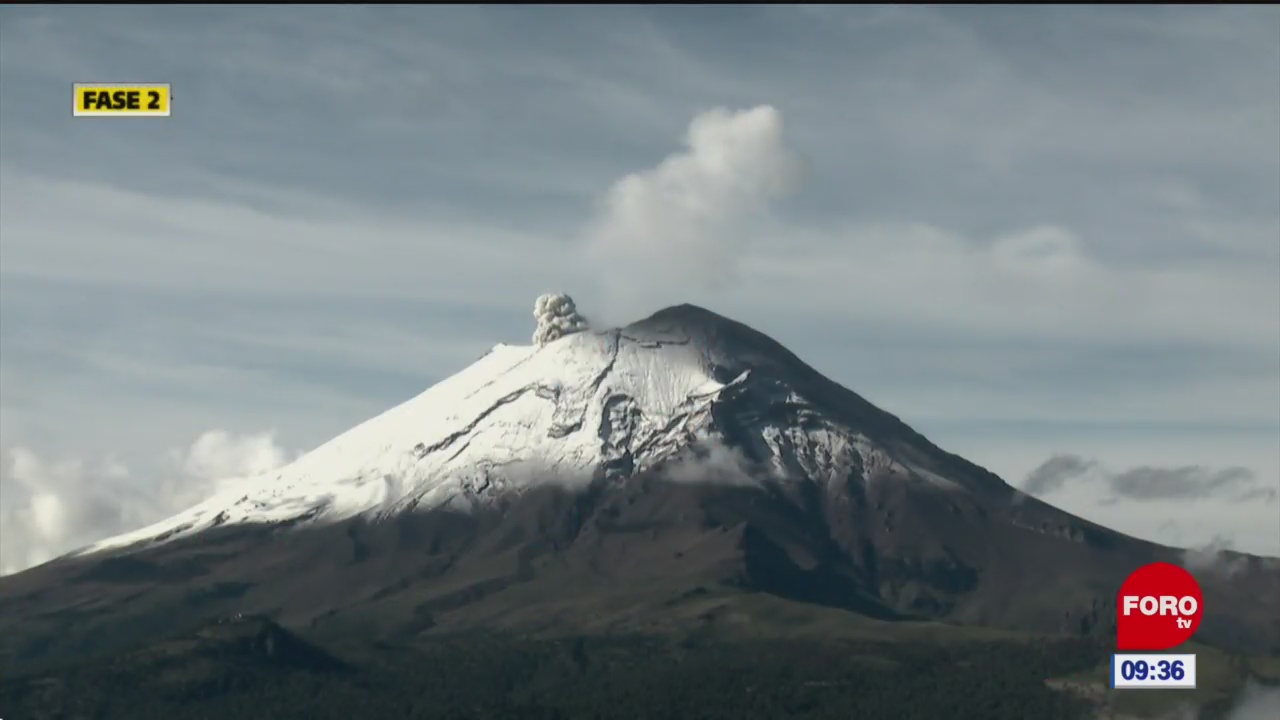 El Popocatépetl emite fumarola de mediana intensidad