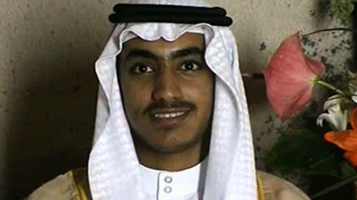 Foto: La CIA difunde imágenes de Hamza bin Laden, hijo de Osama bin Laden, durante su boda. AP/Archivo