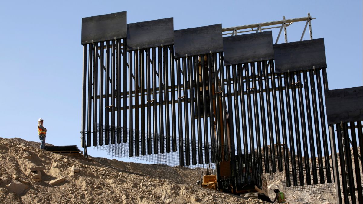Foto: Militares remplazan una valla fronteriza en Nuevo México. El 30 de mayo de 2019