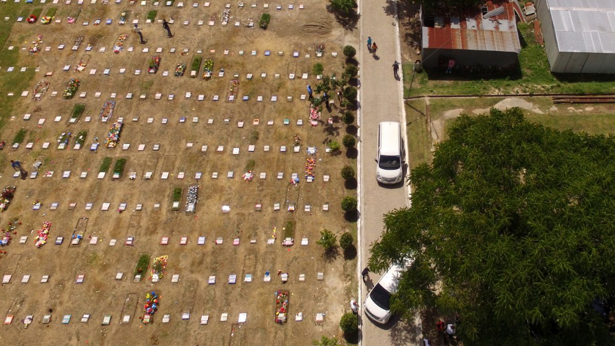 Foto: Fotografía panorámica del cementerio La Bermeja en San Salvador, El Salvador. El 1 de julio de 2019