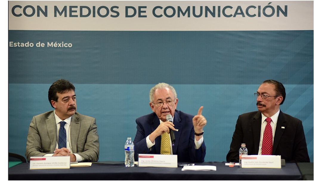Javier Jiménez Espriú, secretario de Comunicaciones y Transportes, en conferencia de prensa