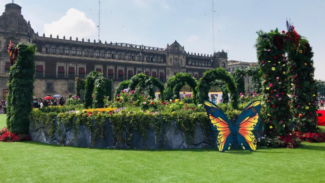 Foto: ‘Los Colores de Frida’ estará en el Zócalo hasta el 7 de julio, 5 de julio de 2019 (@GobCDMX)