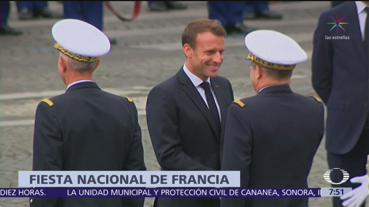 Macron encabeza desfile por fiesta nacional, en París