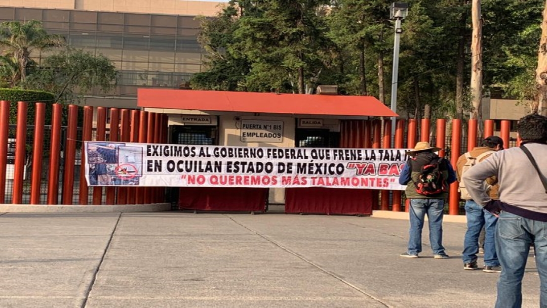 Foto Manifestantes bloquean los accesos a la Cámara de Diputados 18 julio 2019