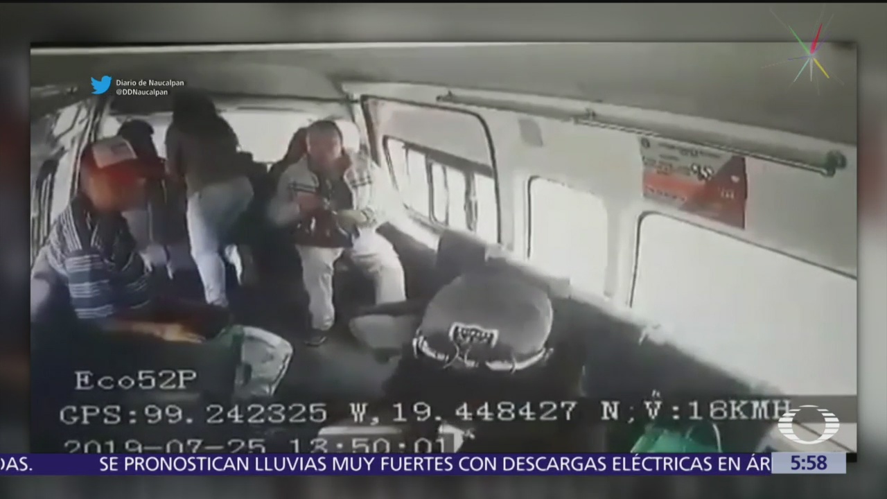 Pareja asalta camioneta de transporte público en Naucalpan, Edomex