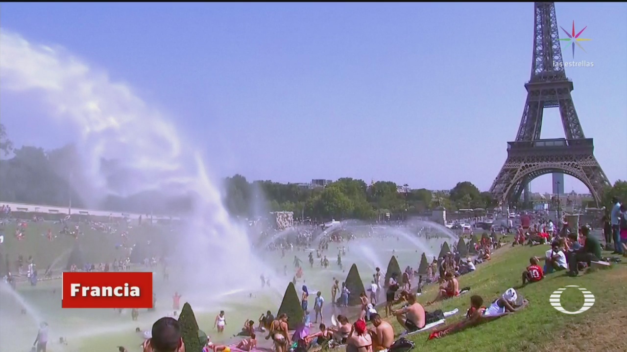 Foto: París rompe dos veces récord de temperaturas este jueves