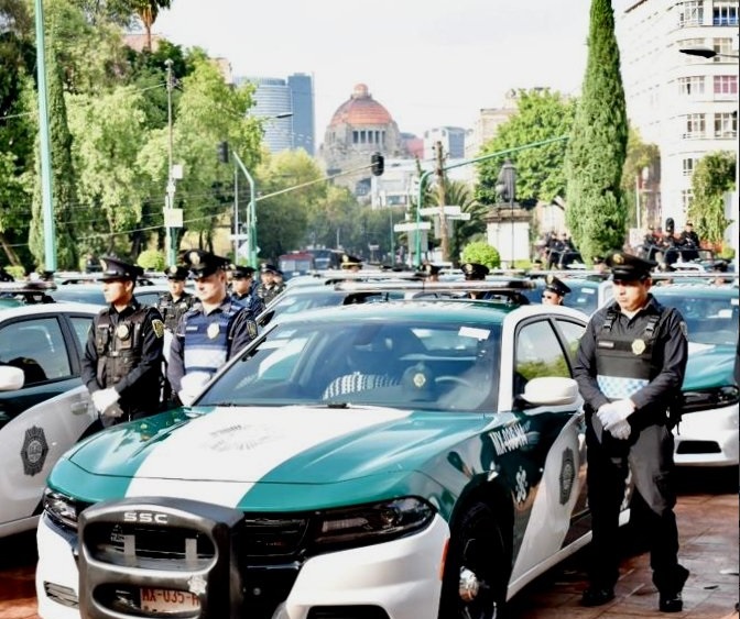 Foto: entrega de patrullas en la alcaldía Cuauhtémoc, 12 de junio 2019. Twitter @SSP_CDMX