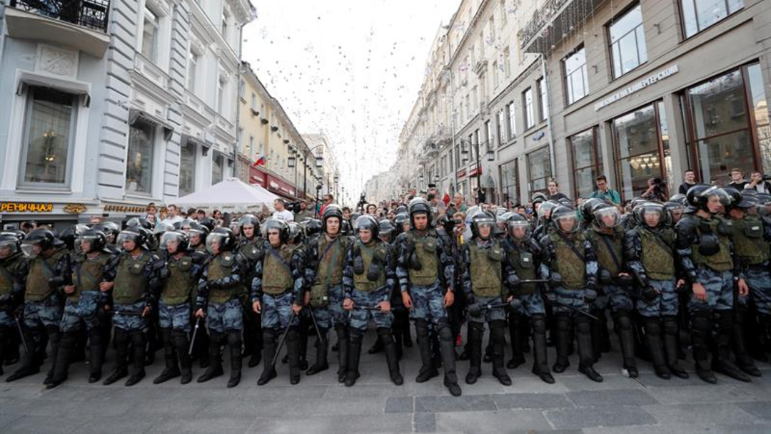 Foto: De acuerdo con la ley rusa, el lugar y la duración de una manifestación debe acordarse de antemano con las autoridades, 27 de julio de 2019 (EFE)