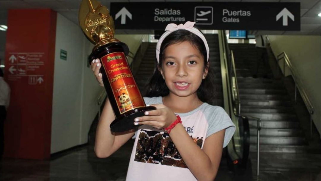 Nina-Tampico-China-8-anos