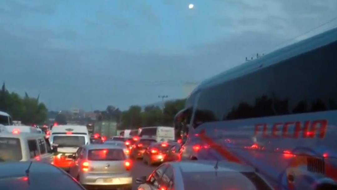 Foto: Tránsito lento en la autopista México-Pachuca, 18 de julio de 2019, México 