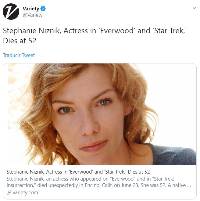 Foto: La revista Variety fue uno de los medios que reportó el fallecimiento de Stephanie Niznik, el 14 de julio de 2019 (Twitter @Variety) 