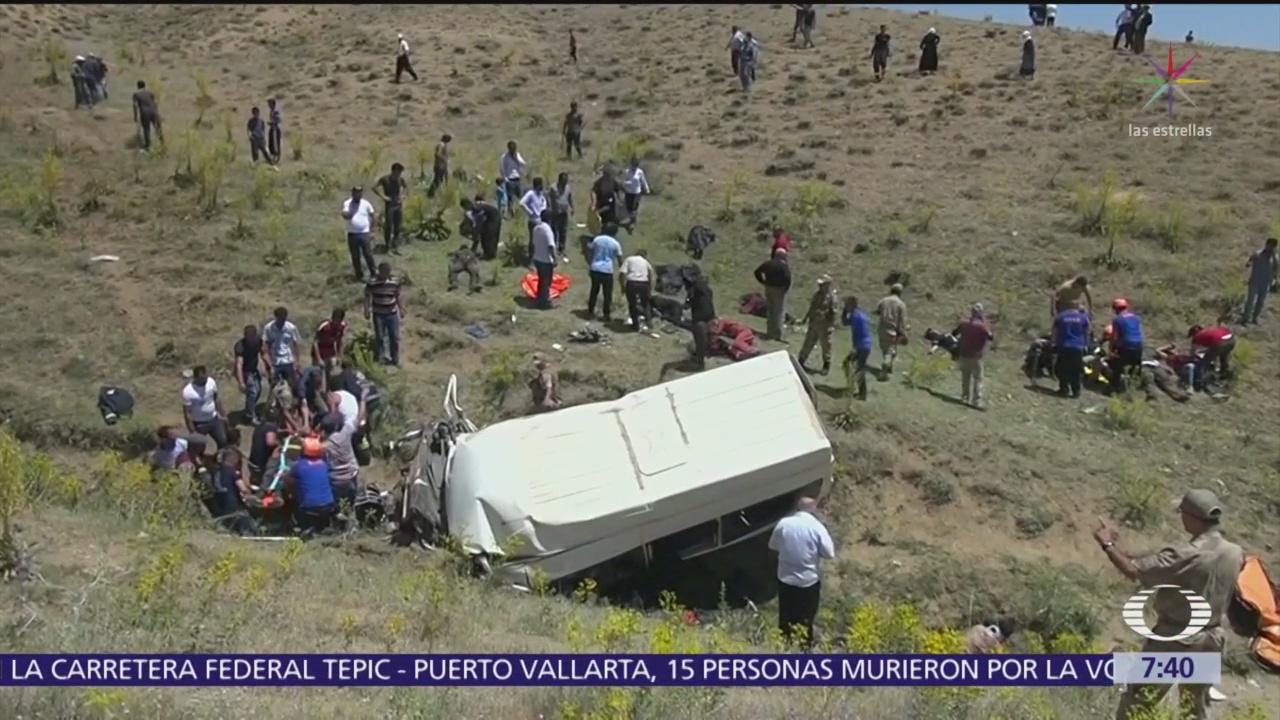 Volcadura de camioneta deja 16 muertos en Turquía