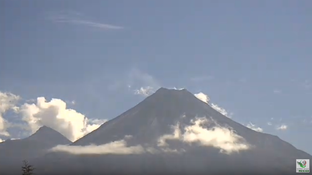 Foto: Colima y Jalisco solicitan a Cenapred apoyo para mejorar el monitoreo del volcán, 4 de julio de 2019 (Webcamsmexico YouTube)