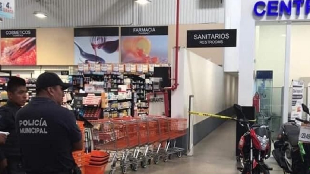 Asesinan a mujer en supermercado de Huatulco; no hay detenidos