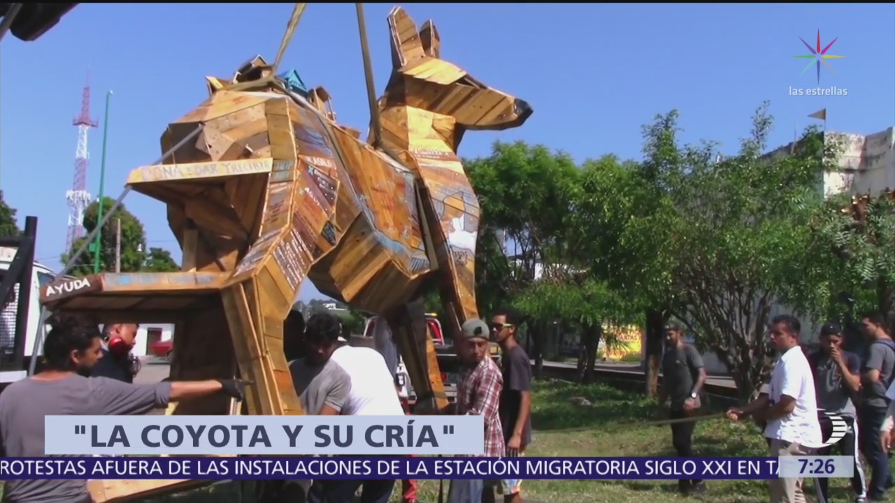 Colocan escultura de coyote en honor de migrantes, en Chiapas