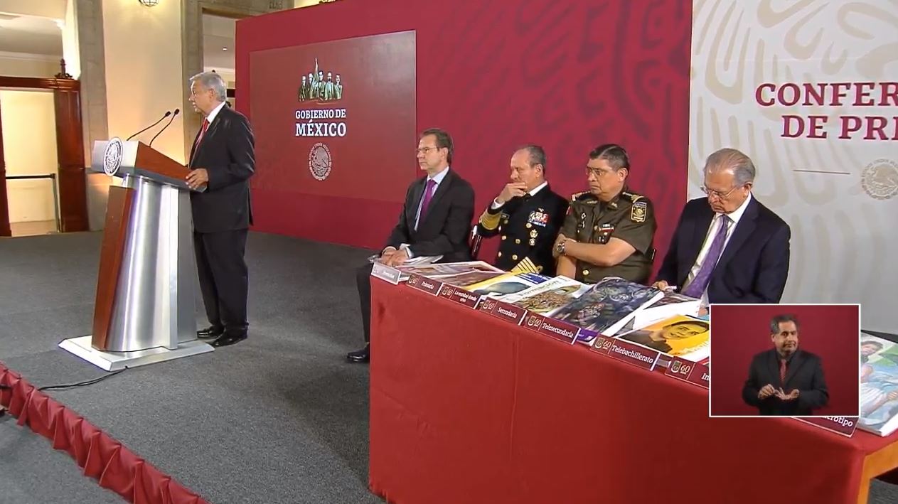 Foto: El presidente de México, Andrés Manuel López Obrador, ofrece una conferencia de prensa acompañado de algunos secretarios de su gabinete, 15 agosto 2019