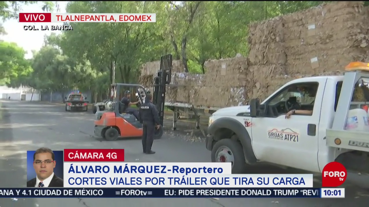 FOTO: Cortes viales por tráiler que tiró su carga en Tlalnepantla, 11 Agosto 2019