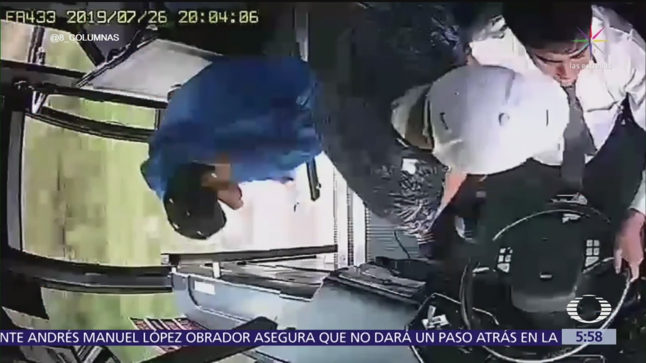 Delincuentes roban a pasajeros y chófer de camión en el Edomex