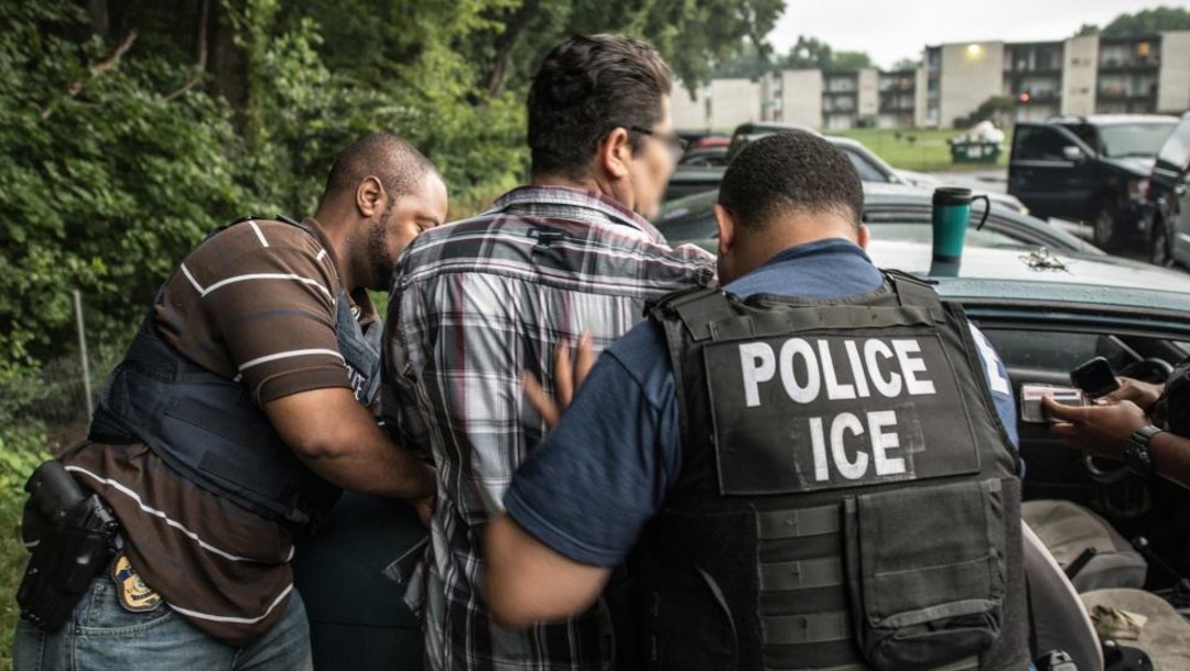 ICE detiene a 680 personas en redada antiinmigrantes en Mississippi
