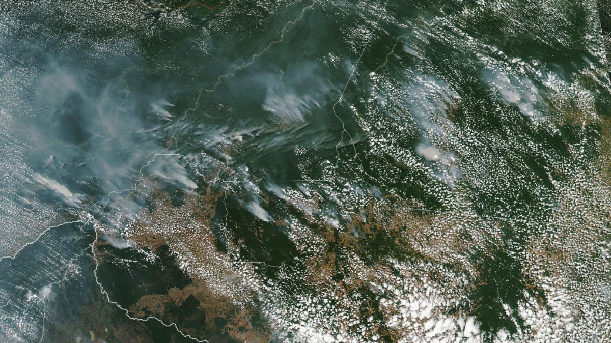 Foto: La NASA capta un enorme incendio en la Amazonía brasileña. NASA