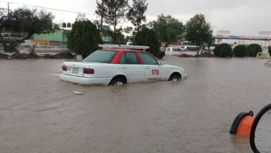 Lluvias causan inundaciones y daños en casas en Fresnillo, Zacatecas 