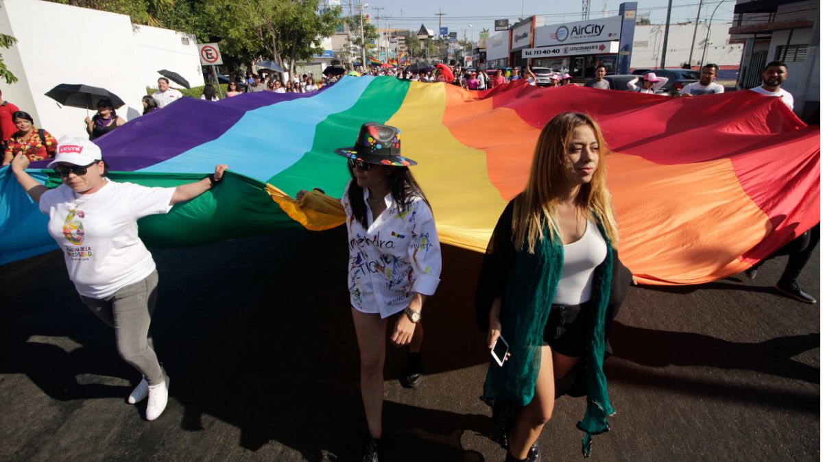 Congreso de Oaxaca avala el matrimonio igualitario