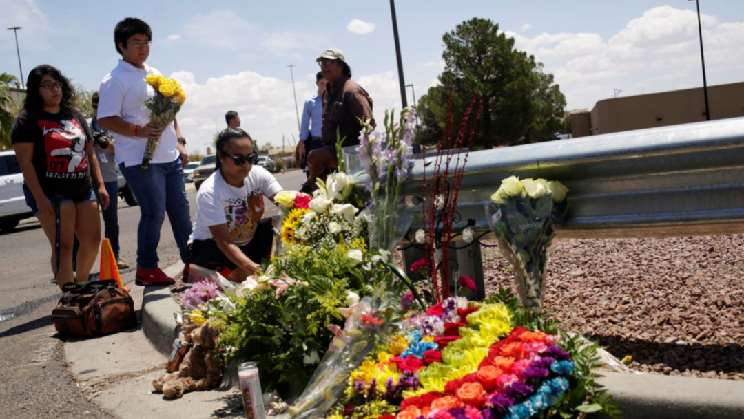 Foto: Las autoridades analizan crimen de odio por tiroteo en El Paso, Texas, el 3 de agosto de 2019 (Reuters)