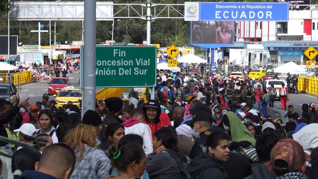 Foto: El Gobierno ecuatoriano comenzará en octubre un proceso de regularización para los venezolanos que hayan ingresado a su territorio hasta el 26 de julio, para extender beneficios sociales y laborales, 26 de agosto de 2019 (EFE)