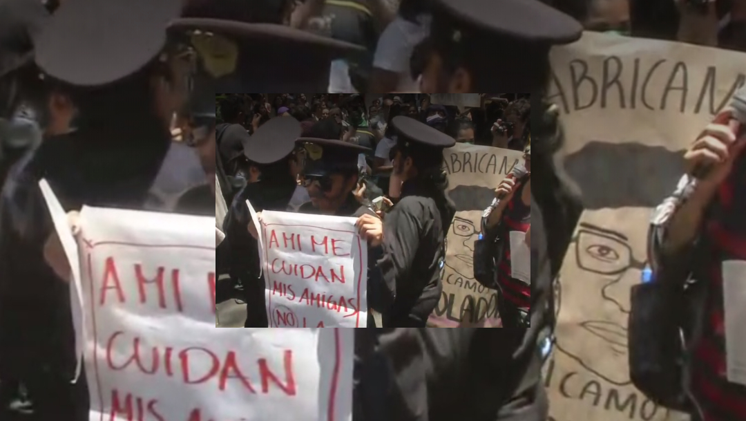 Mujeres protestan en CDMX, exigen castigo contra policías violadores
