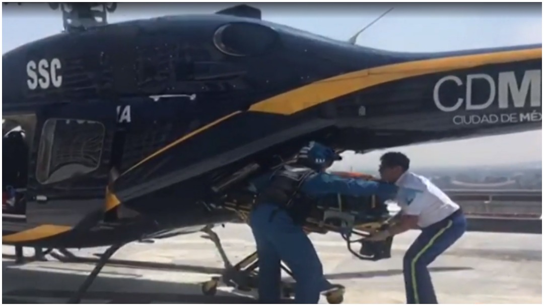 Foto: Policía fue trasladado en helicóptero tras accidente, 24 de agosto de 2019 (Noticieros Televisa)