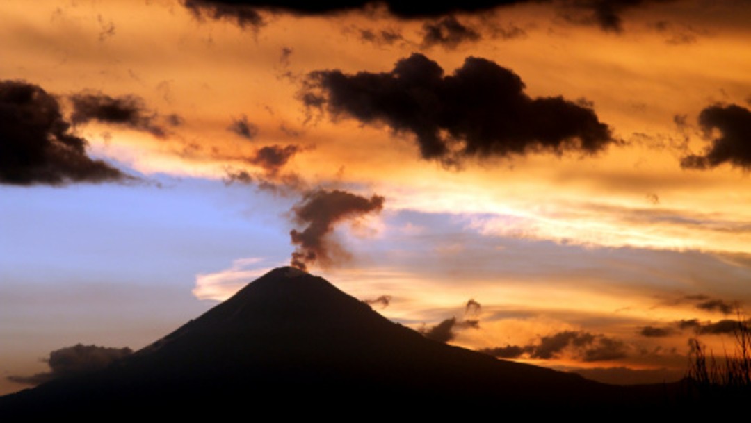 Cenapred y Protección Civil crean plataforma de prevención contra desastres volcánicos