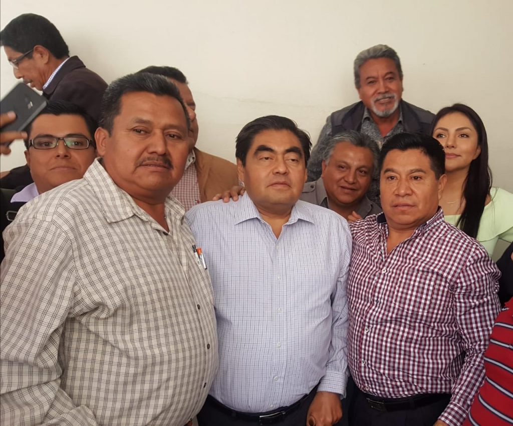 Foto Quién es Miguel Barbosa Huerta, gobernador de Puebla 1 agosto 2019