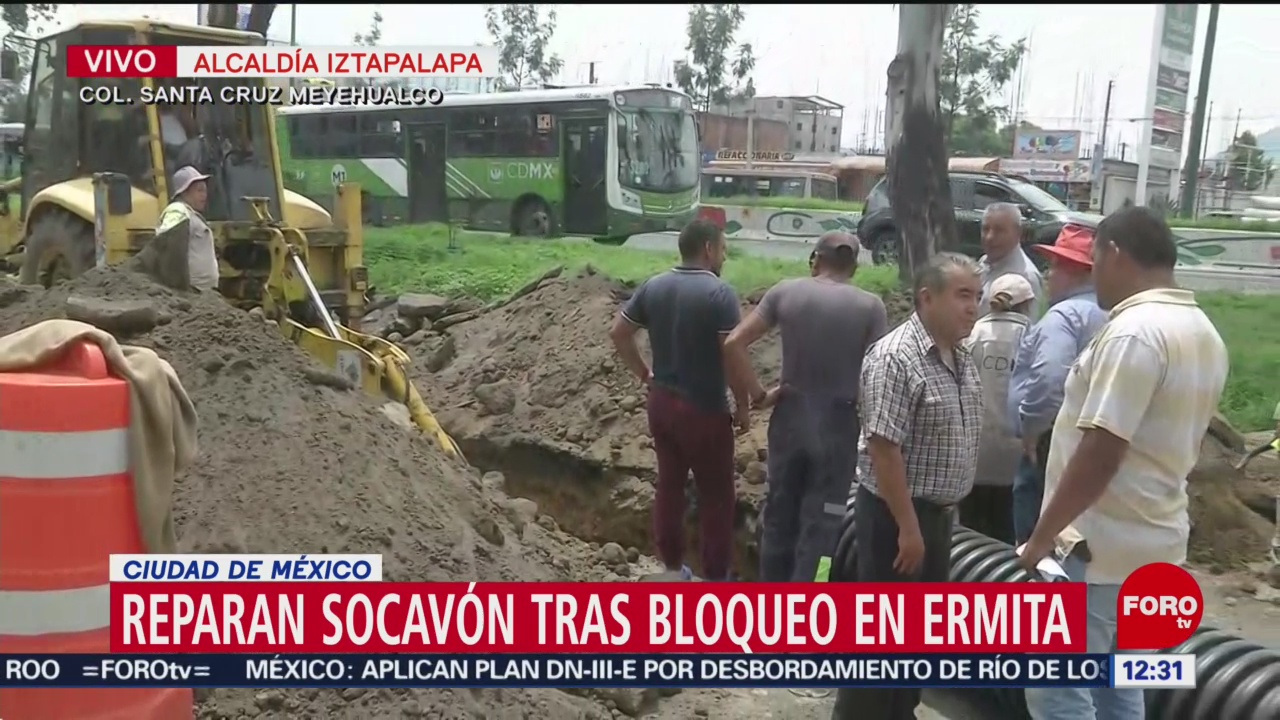 Reparan socavón tras bloqueo de transportistas en Ermita, CDMX