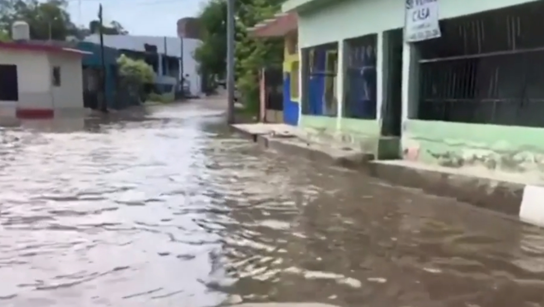 FOTO Suspenden clases en 7 municipios de Sinaloa por lluvias (FOROtv)
