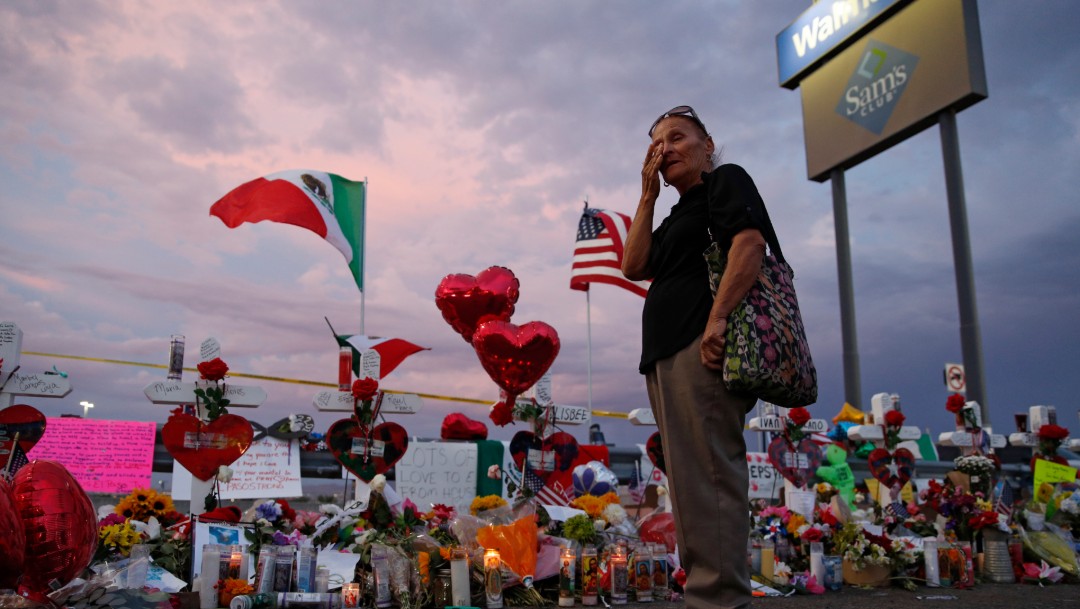 Foto: Ofrendas por víctimas de tiroteo en El Paso, Texas, 5 de agosto de 2019, Estados Unidos